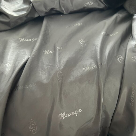 Long coat in premium faux fur. - Picture 6 of 6